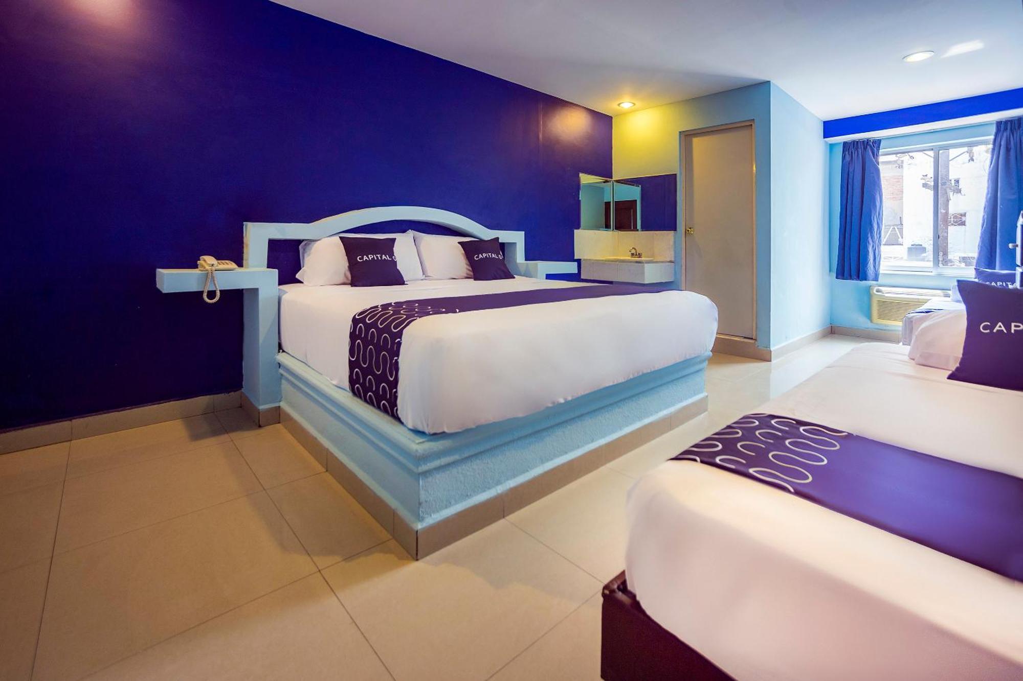 Capital O Hotel Diro, Монтеррей Экстерьер фото