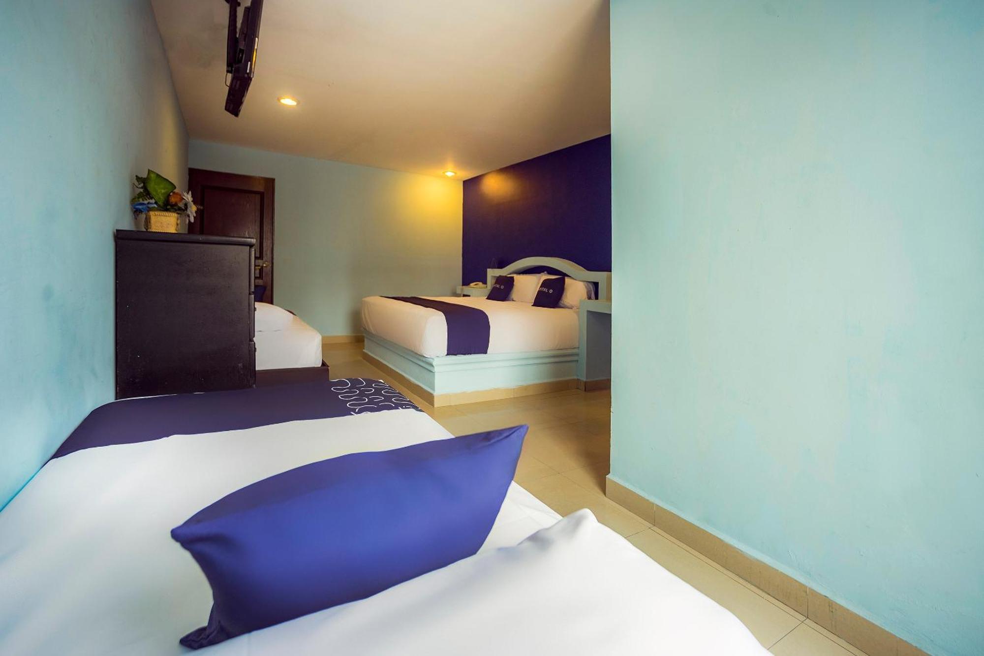 Capital O Hotel Diro, Монтеррей Экстерьер фото